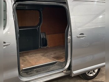 Used Vauxhall Vivaro 2019 for sale - 76469845: Photo