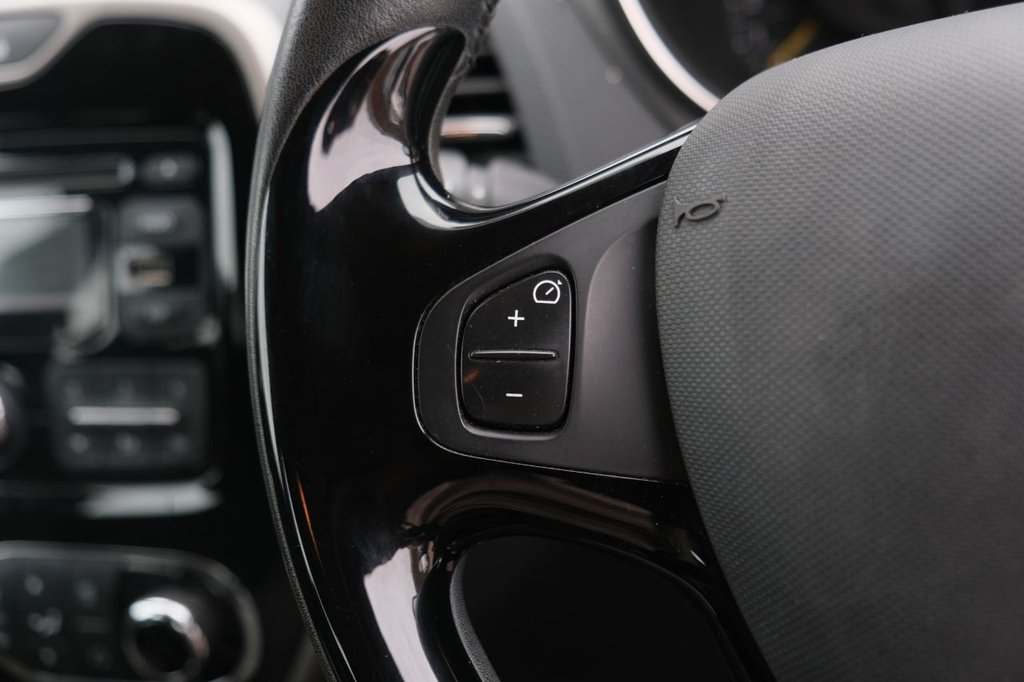 Used Renault Captur 2013 for sale - 76469897: Photo 18