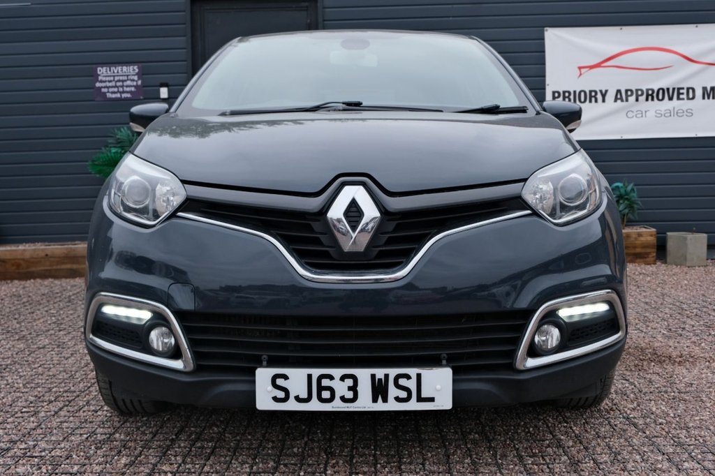 Used Renault Captur 2013 for sale - 76469897: Photo 2