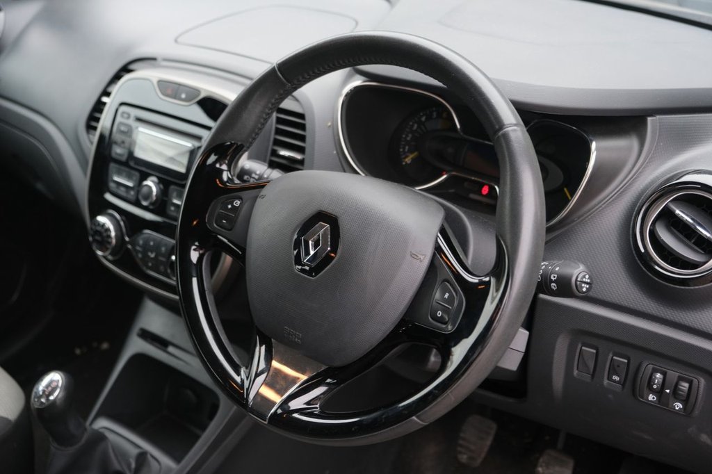 Used Renault Captur 2013 for sale - 76469897: Photo 9