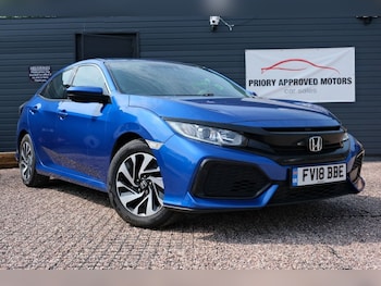 Used Honda Civic 2018 for sale - 76469979: Photo