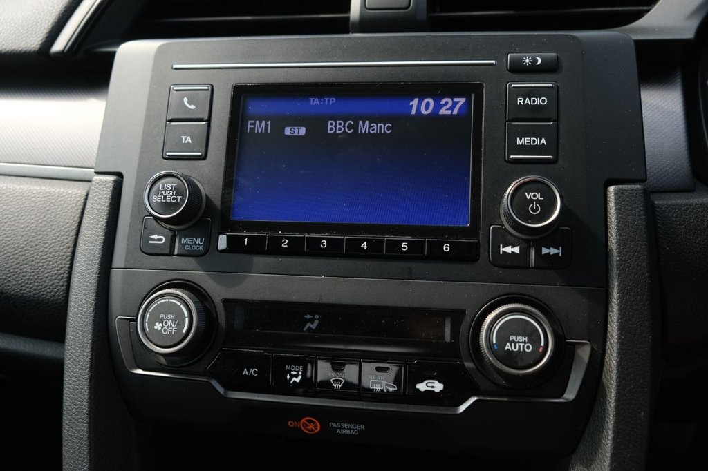 Used Honda Civic 2018 for sale - 76469979: Photo 22