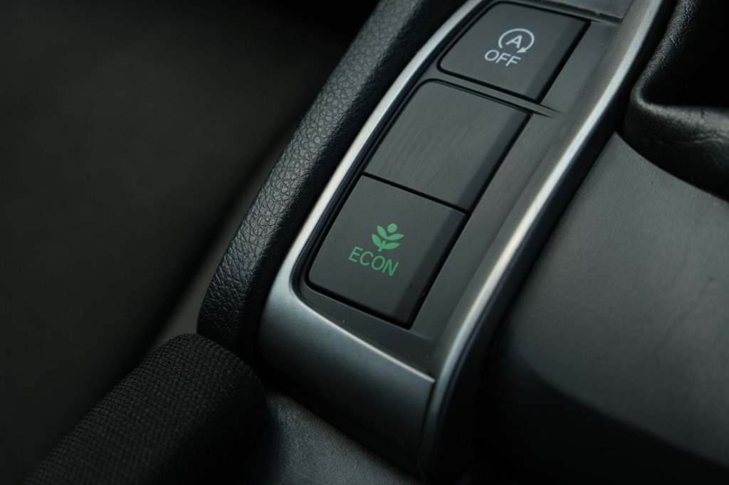 Used Honda Civic 2018 for sale - 76469979: Photo 24