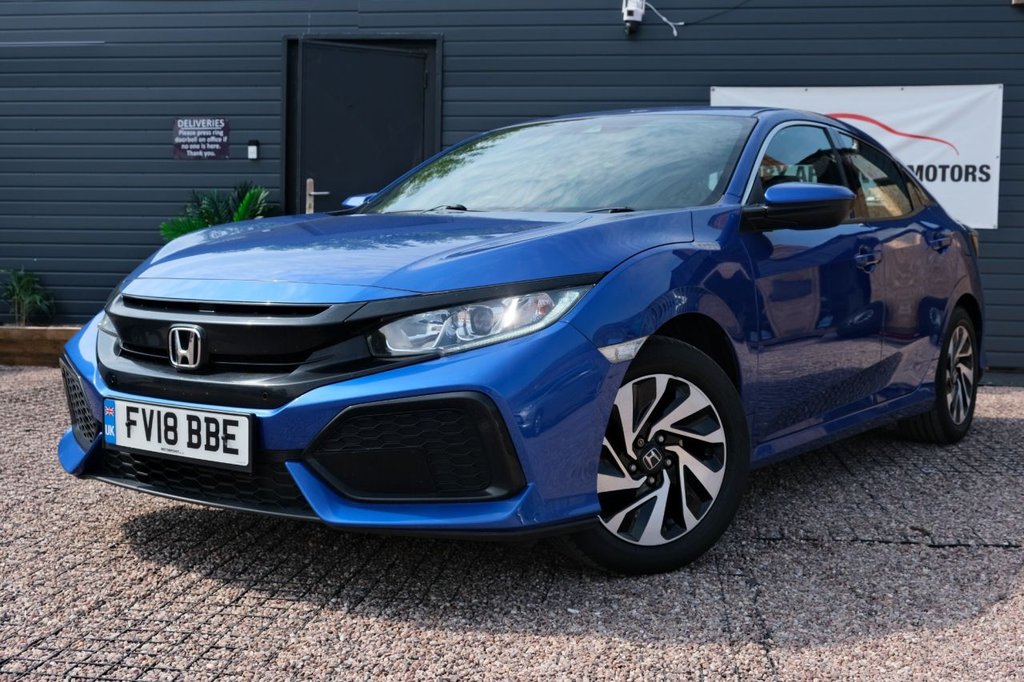 Used Honda Civic 2018 for sale - 76469979: Photo 3