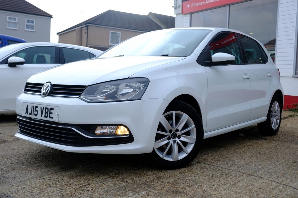 Used Volkswagen Polo 2015 for sale - 76546545: Photo 3