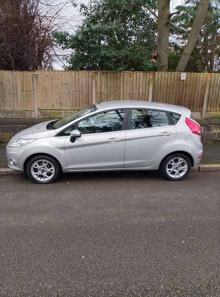 Used Ford Fiesta 2011 for sale - 77792636: Photo 4