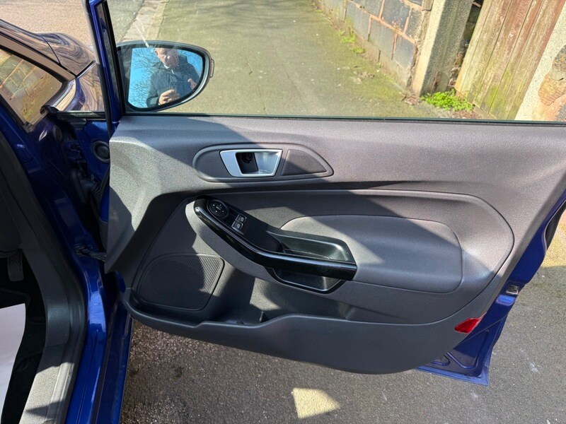 Used Ford Fiesta 2015 for sale - 77766069: Photo 8
