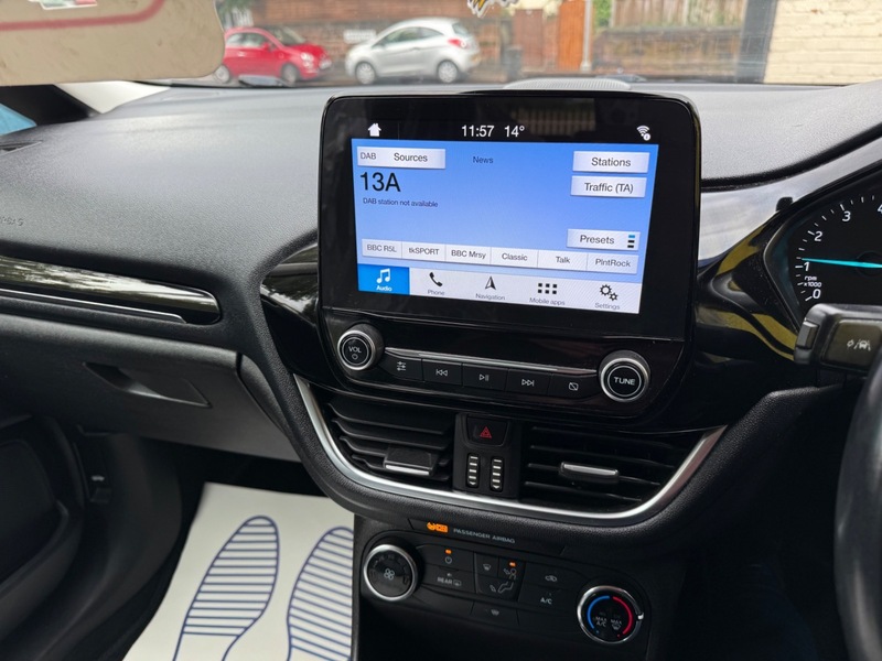 Used Ford Fiesta 2018 for sale - 75986975: Photo 18