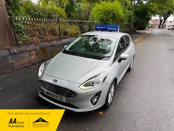 Used Ford Fiesta 2018 for sale - 75986975: Photo 2
