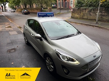 Used Ford Fiesta 2018 for sale - 75986975: Photo 3