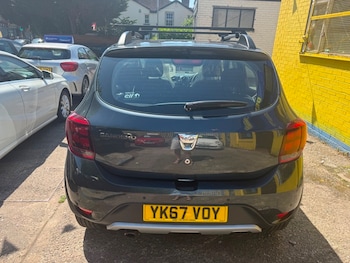 Used Dacia Sandero Stepway 2017 for sale - 78997136: Photo