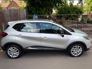 Used Renault Captur 2017 for sale - 78851660: Photo