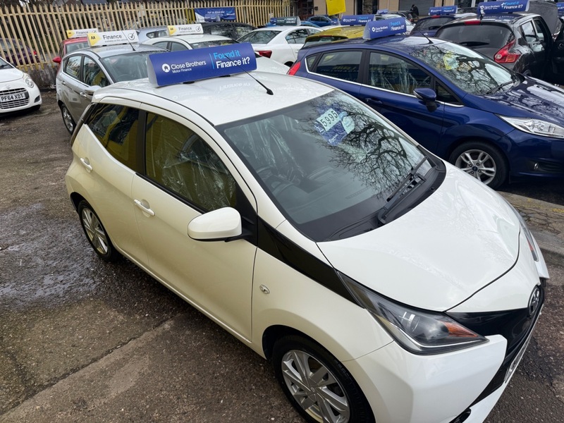 Used Toyota AYGO 2015 for sale - 77880729: Photo 6