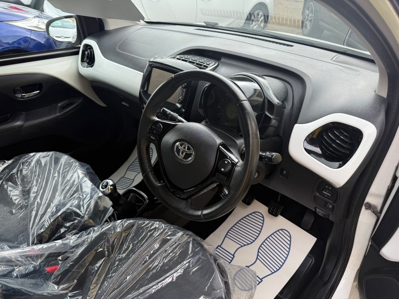 Used Toyota AYGO 2015 for sale - 77880729: Photo 7