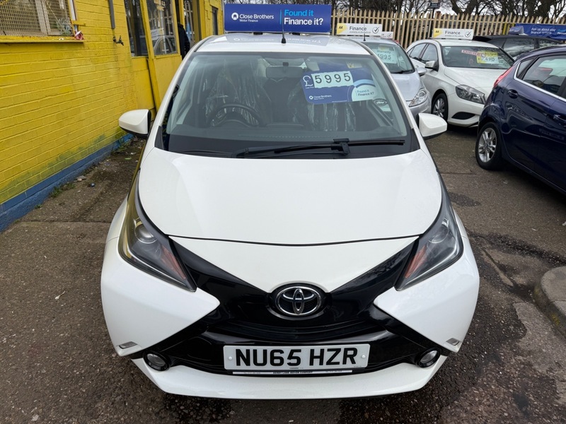 Used Toyota AYGO 2015 for sale - 77880729: Photo 9
