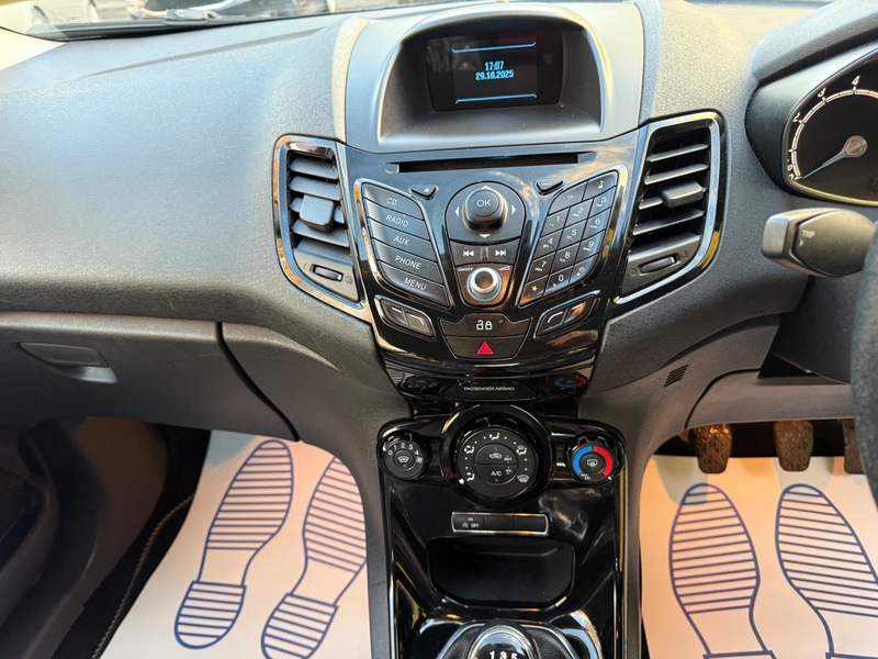 Used Ford Fiesta 2013 for sale - 76407176: Photo 11