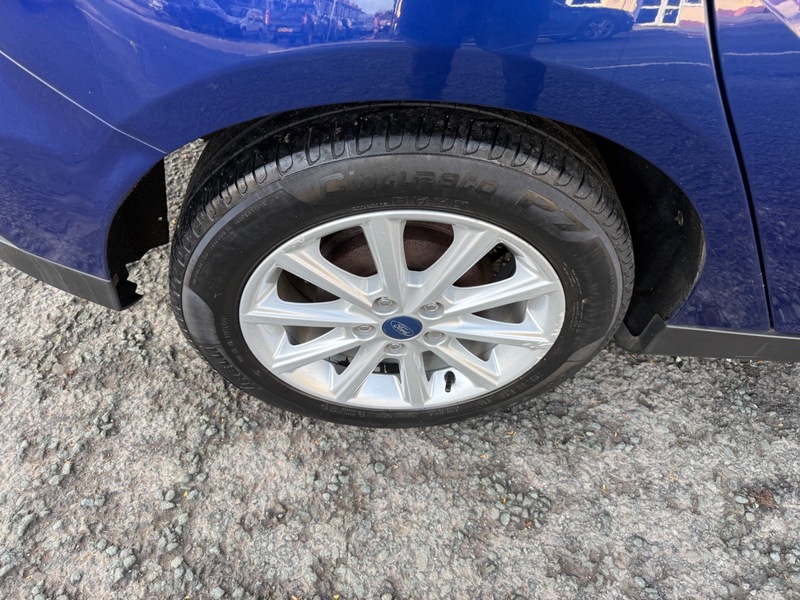 Used Ford Focus 2015 for sale - 76798951: Photo 7