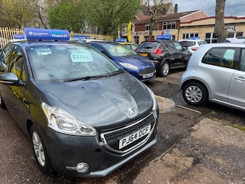 Used Peugeot 208 2014 for sale - 78257564: Photo