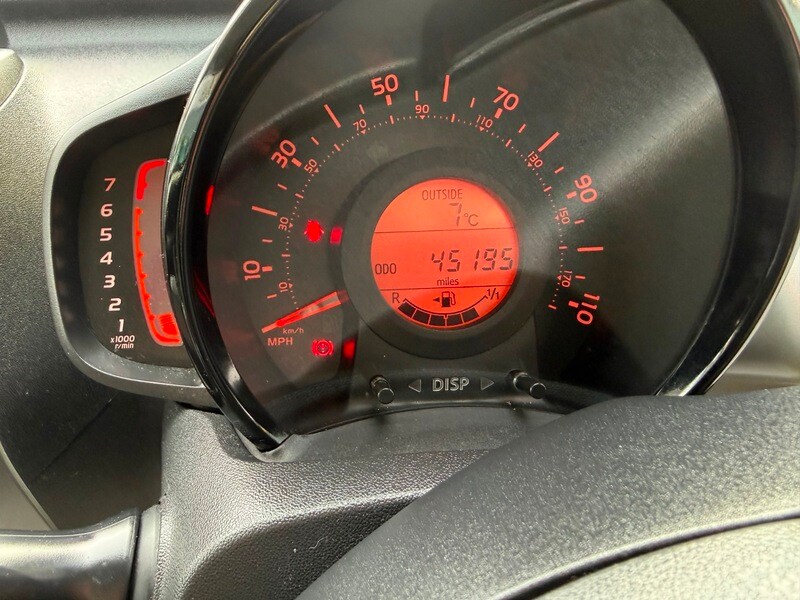 Used Toyota AYGO 2016 for sale - 78031308: Photo 9