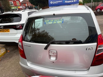 Used Hyundai i10 2013 for sale - 76267580: Photo