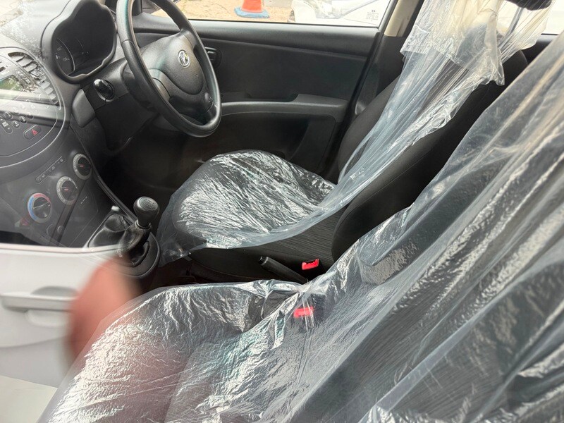 Used Hyundai i10 2013 for sale - 76267580: Photo 6