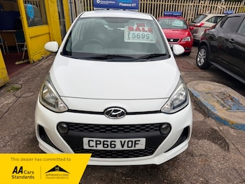 Used Hyundai i10 2017 for sale - 79359462: Photo