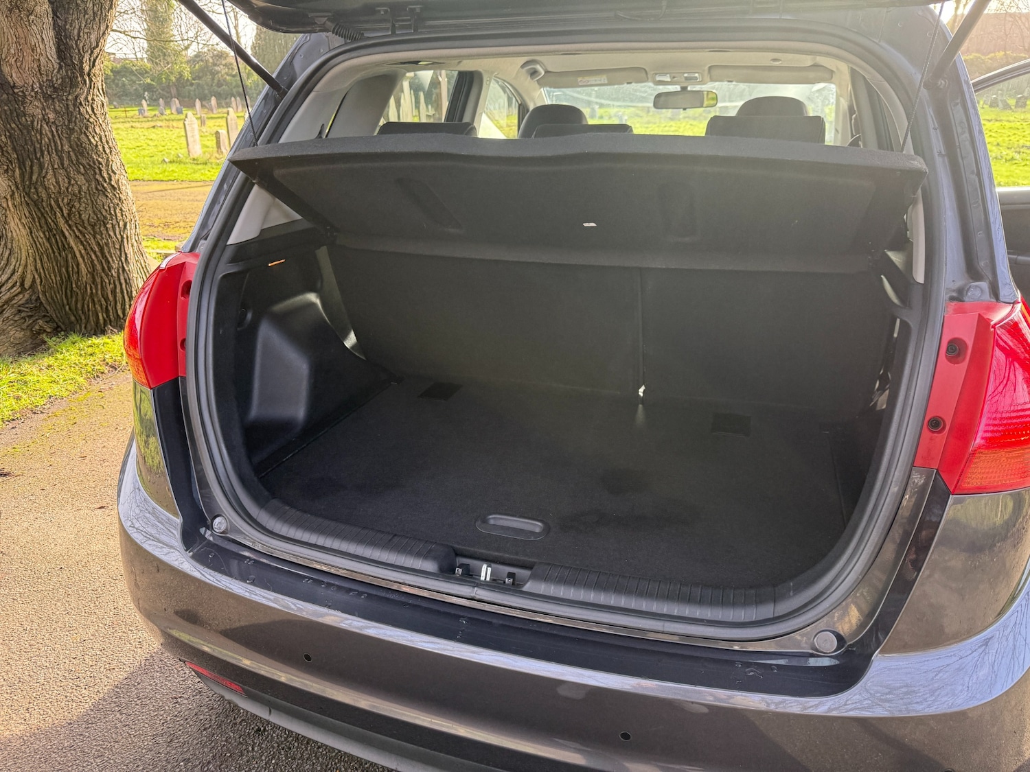 Used Kia Venga 2015 for sale - 77502731: Photo 10