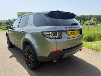 Used Land Rover Discovery Sport 2017 for sale - 78693573: Photo