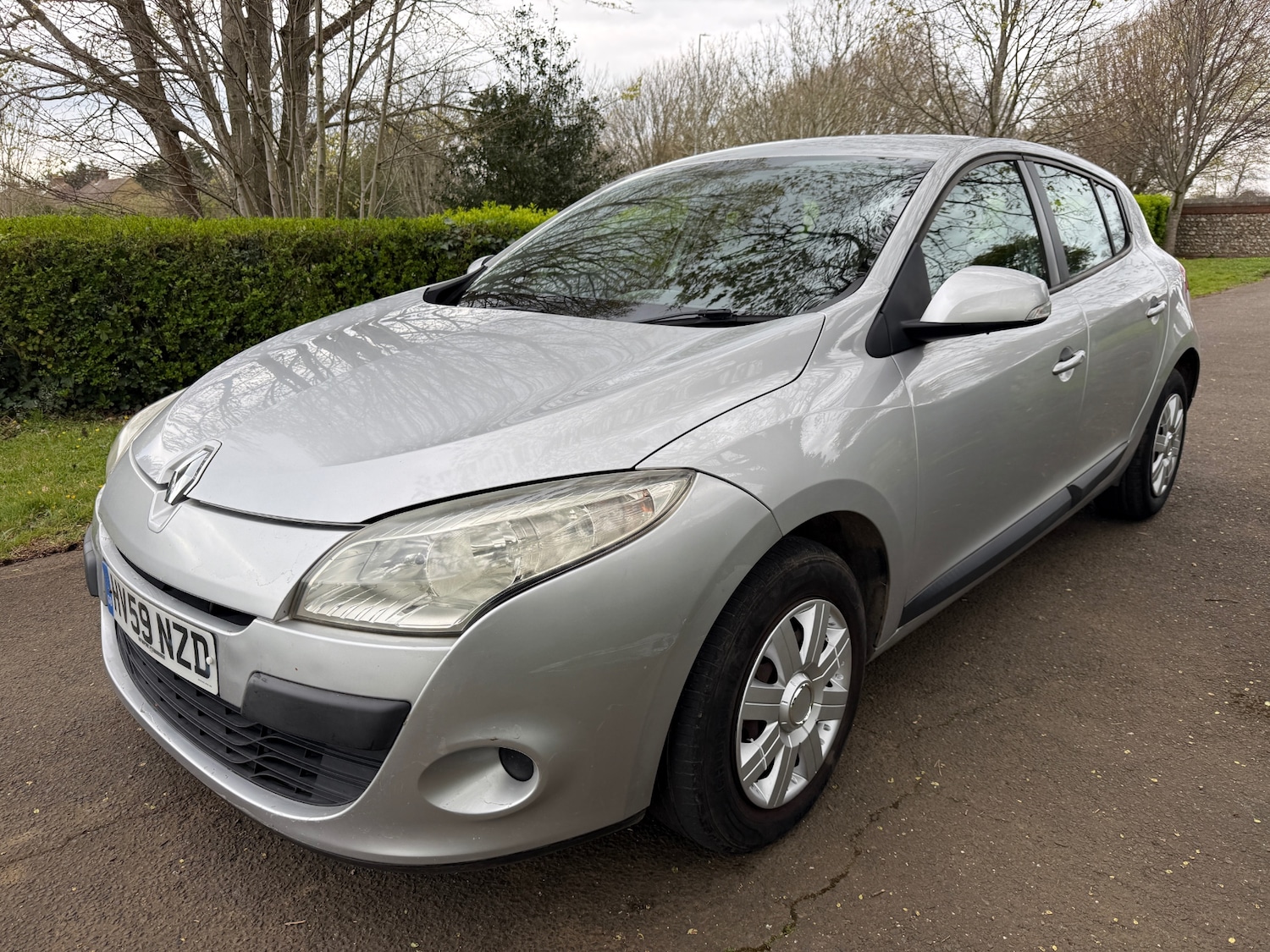 Used Renault Megane 2009 for sale - 78106607: Photo 2