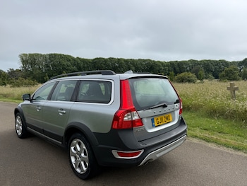 Used Volvo XC70 2011 for sale - 78932859: Photo