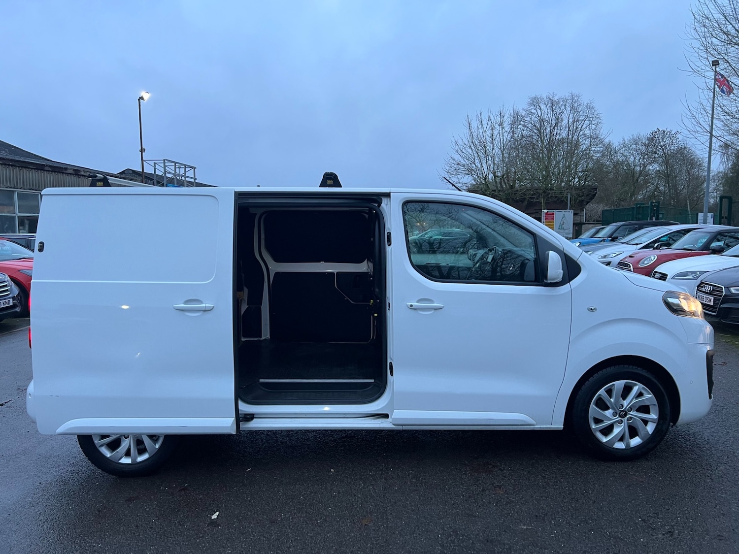 Used Citroen Dispatch 2019 for sale - 77285979: Photo 12