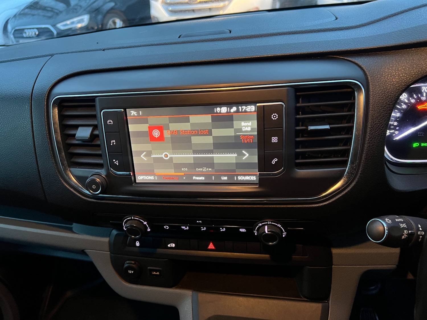 Used Citroen Dispatch 2019 for sale - 77285979: Photo 27