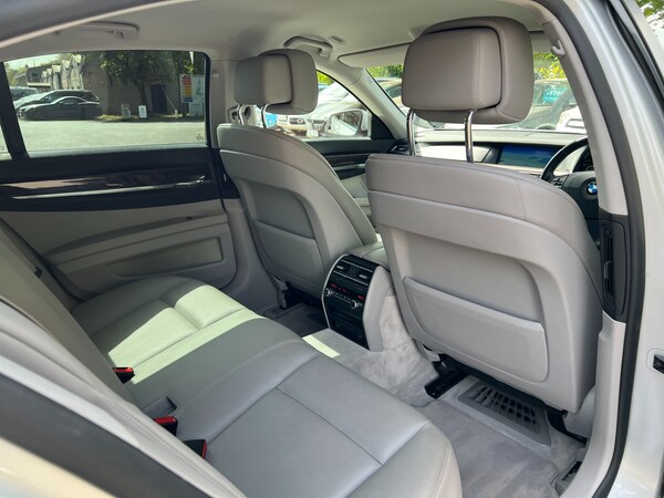 Used BMW 7 Series 2010 for sale - 74588163: Photo 31