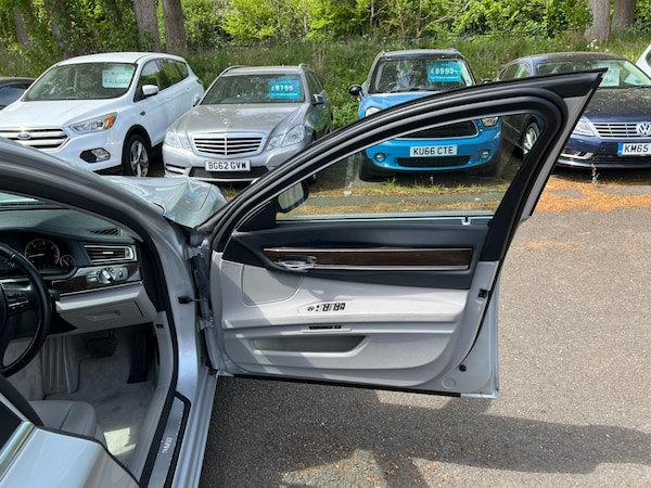 Used BMW 7 Series 2010 for sale - 74588163: Photo 36
