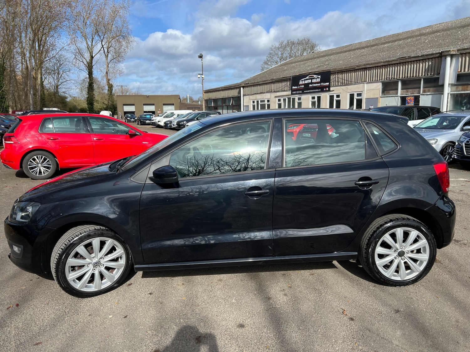 Used Volkswagen Polo 2012 for sale - 77877404: Photo 10