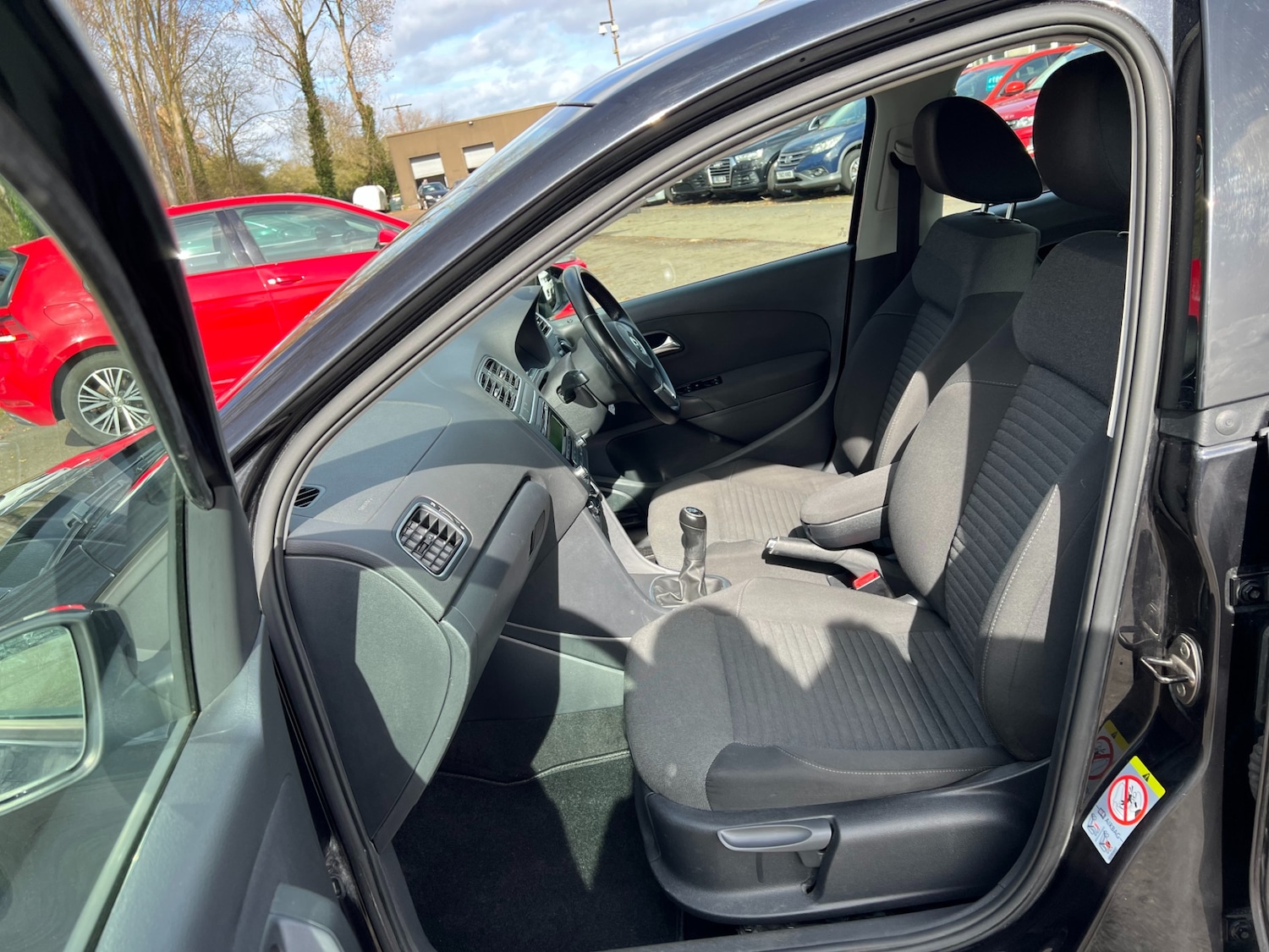 Used Volkswagen Polo 2012 for sale - 77877404: Photo 17