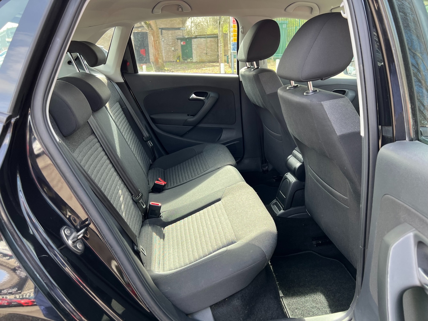 Used Volkswagen Polo 2012 for sale - 77877404: Photo 21