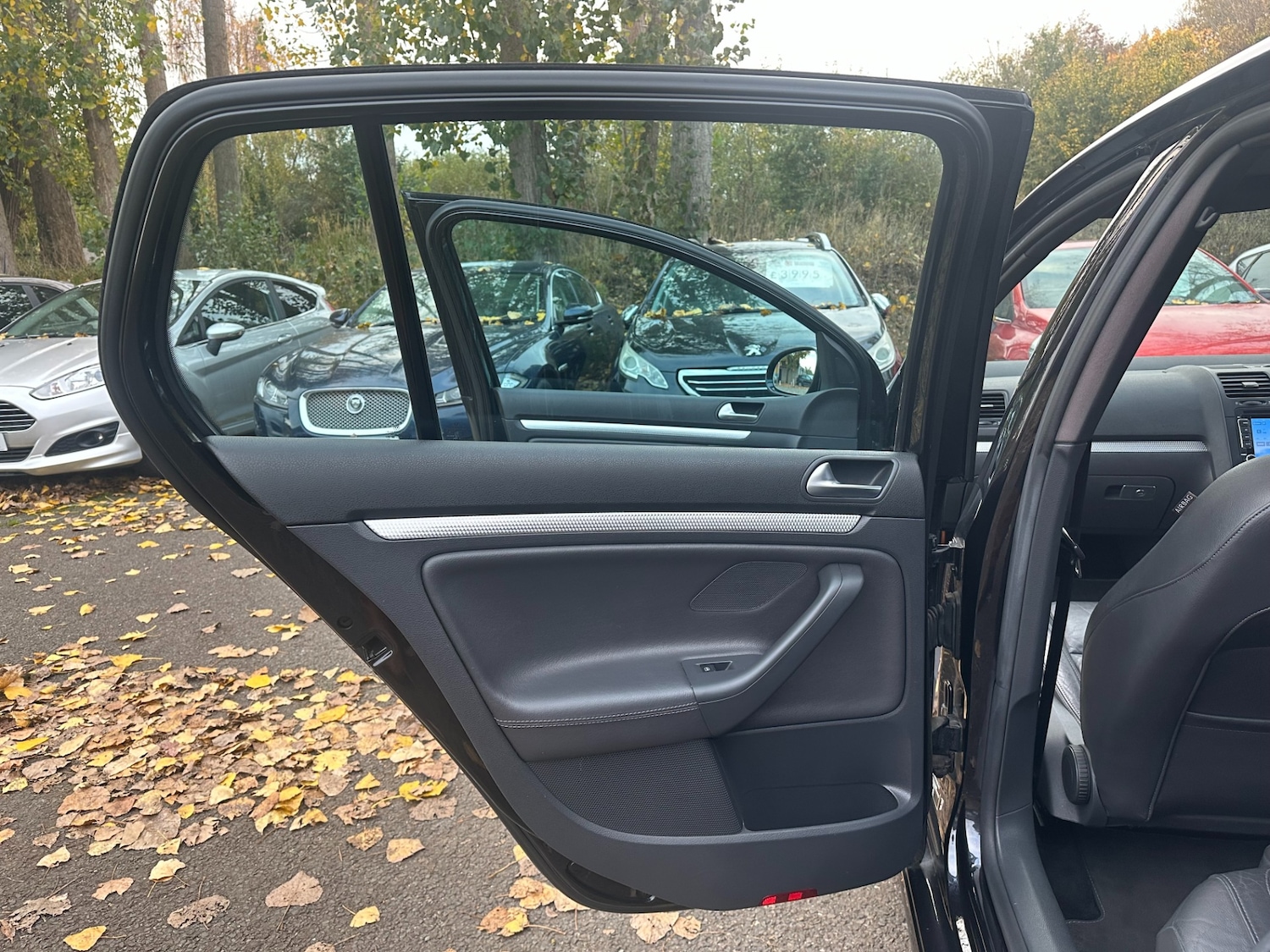 Vehicle 28