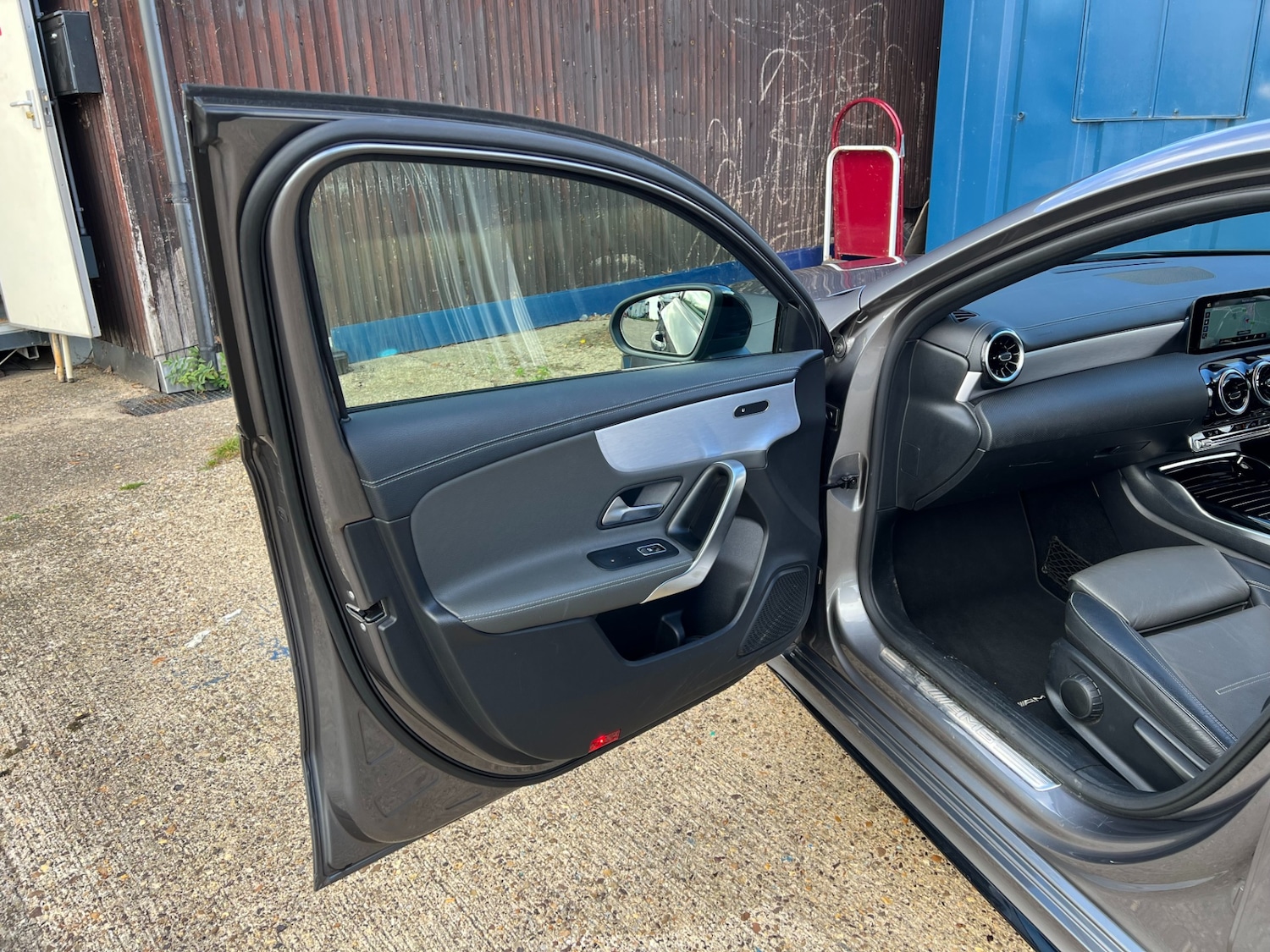 Used Mercedes-Benz A-Class 2019 for sale - 76365263: Photo 40