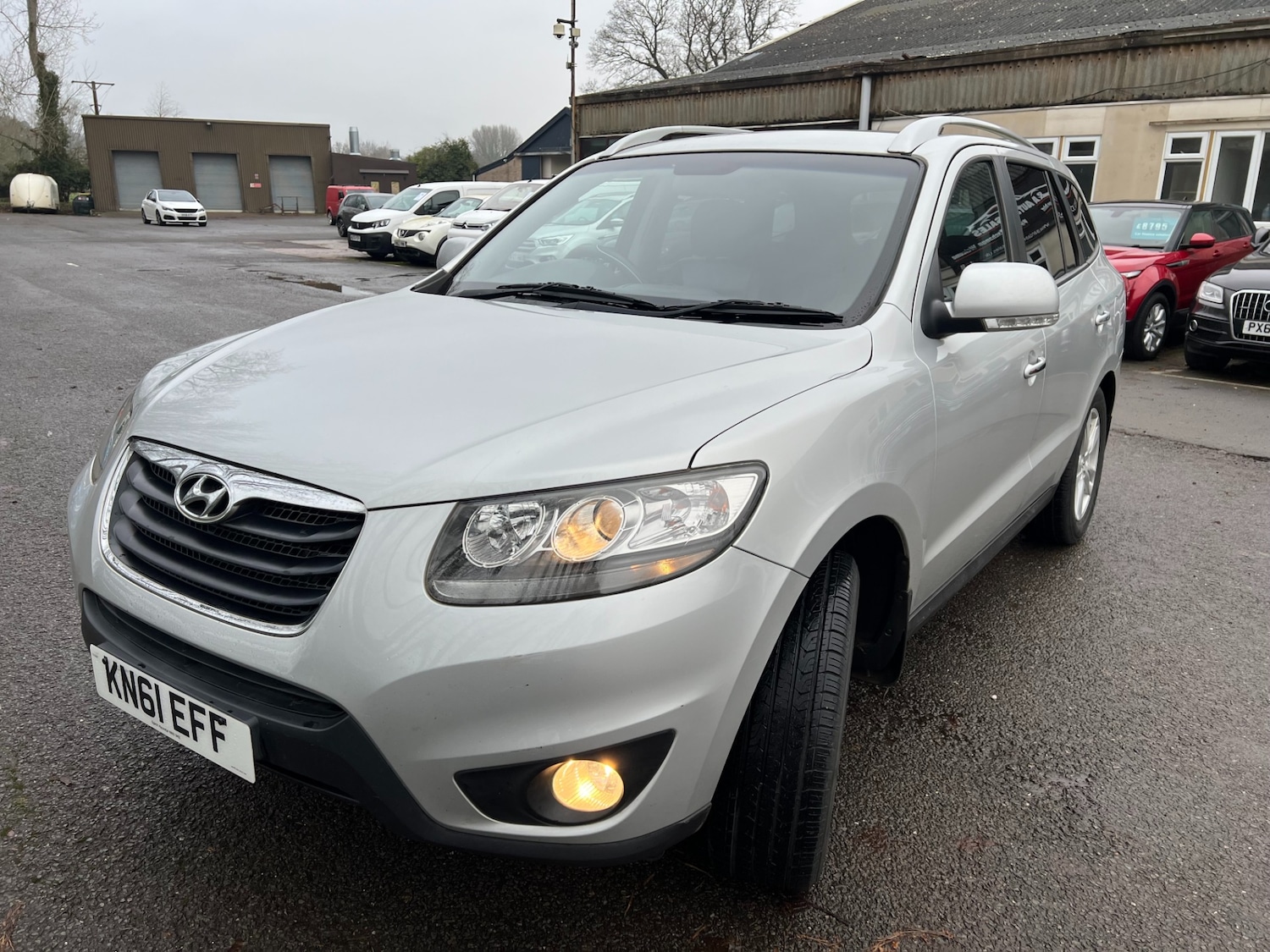 Used Hyundai Santa Fe 2011 for sale - 77245864: Photo 11