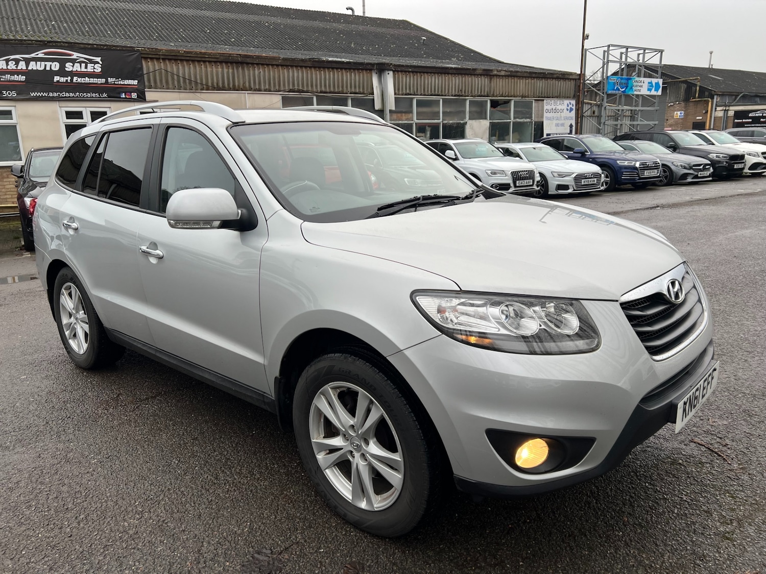 Used Hyundai Santa Fe 2011 for sale - 77245864: Photo 13