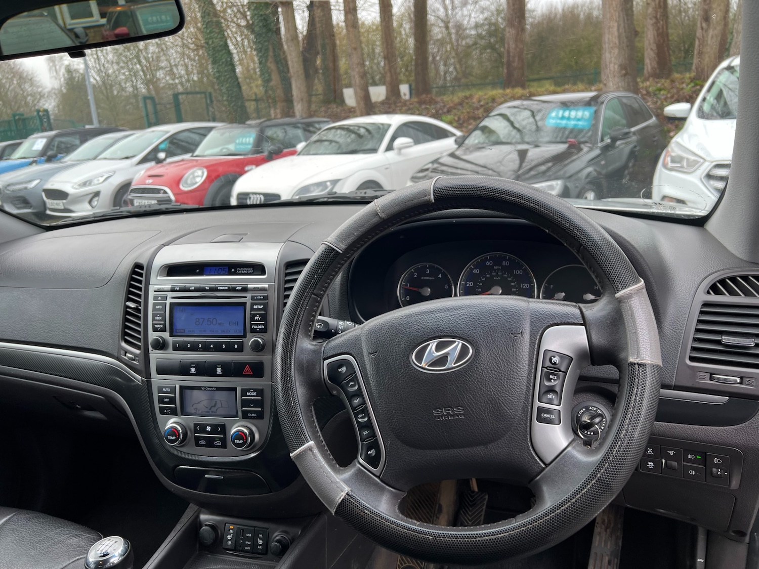 Used Hyundai Santa Fe 2011 for sale - 77245864: Photo 17