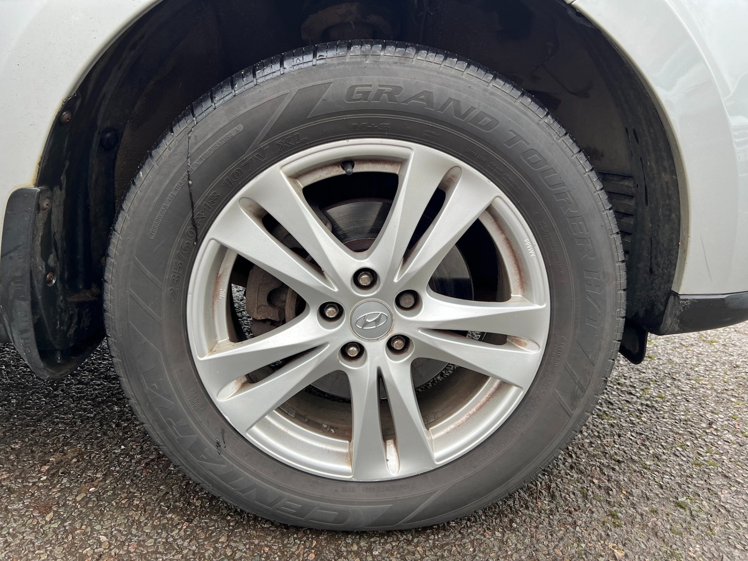 Used Hyundai Santa Fe 2011 for sale - 77245864: Photo 34