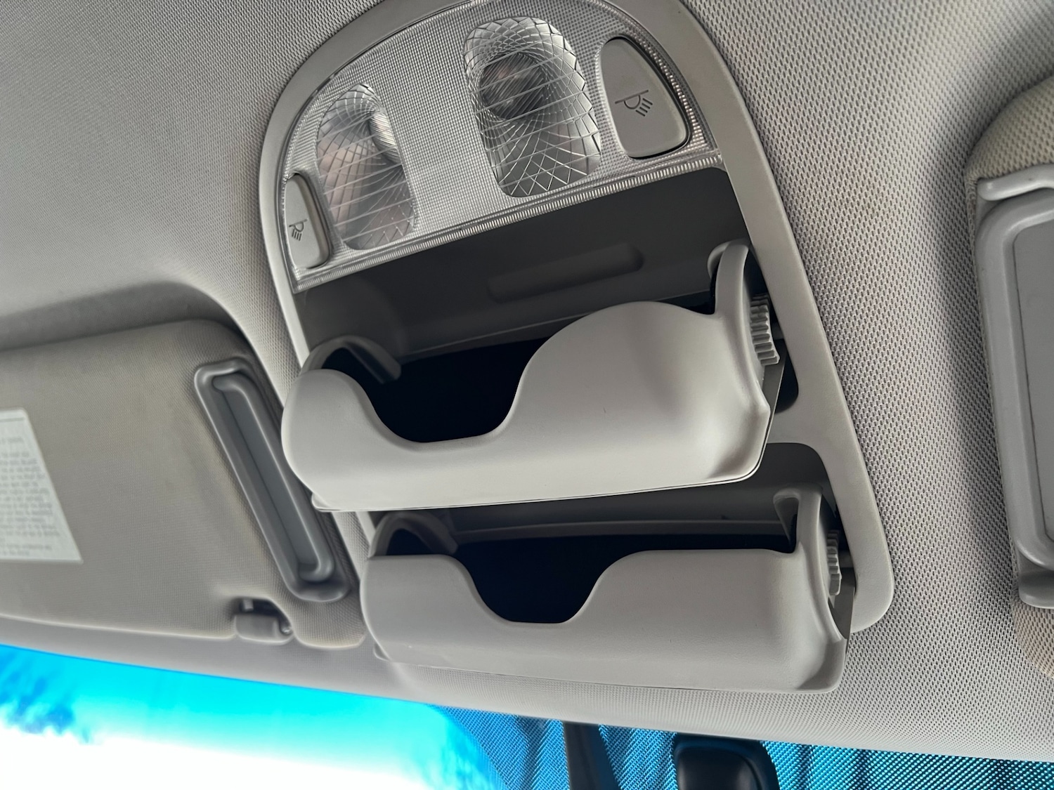 Used Hyundai Santa Fe 2011 for sale - 77245864: Photo 41