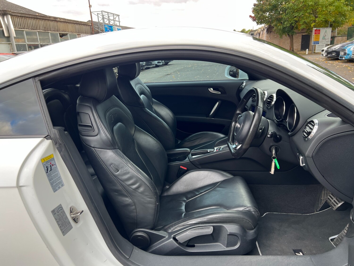Used Audi TT 2011 for sale - 76208993: Photo 18