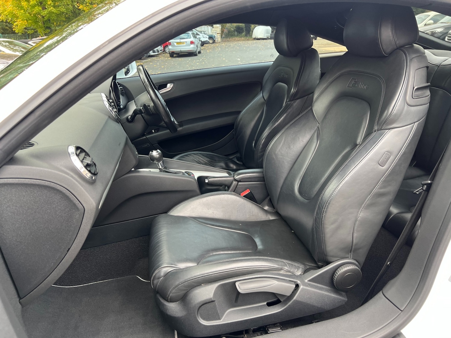 Used Audi TT 2011 for sale - 76208993: Photo 24