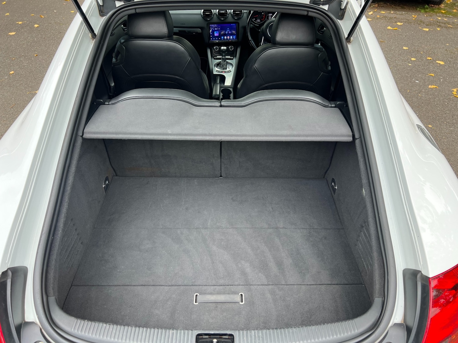 Used Audi TT 2011 for sale - 76208993: Photo 9
