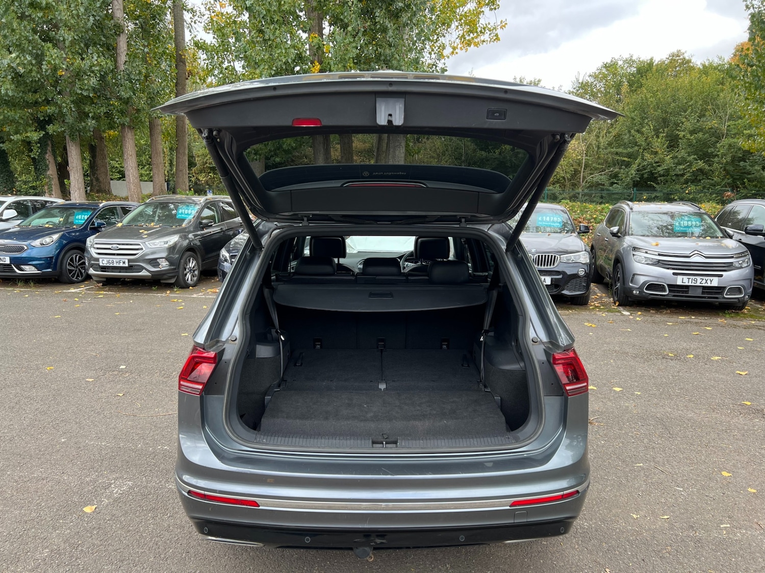 Used Volkswagen Tiguan Allspace 2021 for sale - 76207373: Photo 8