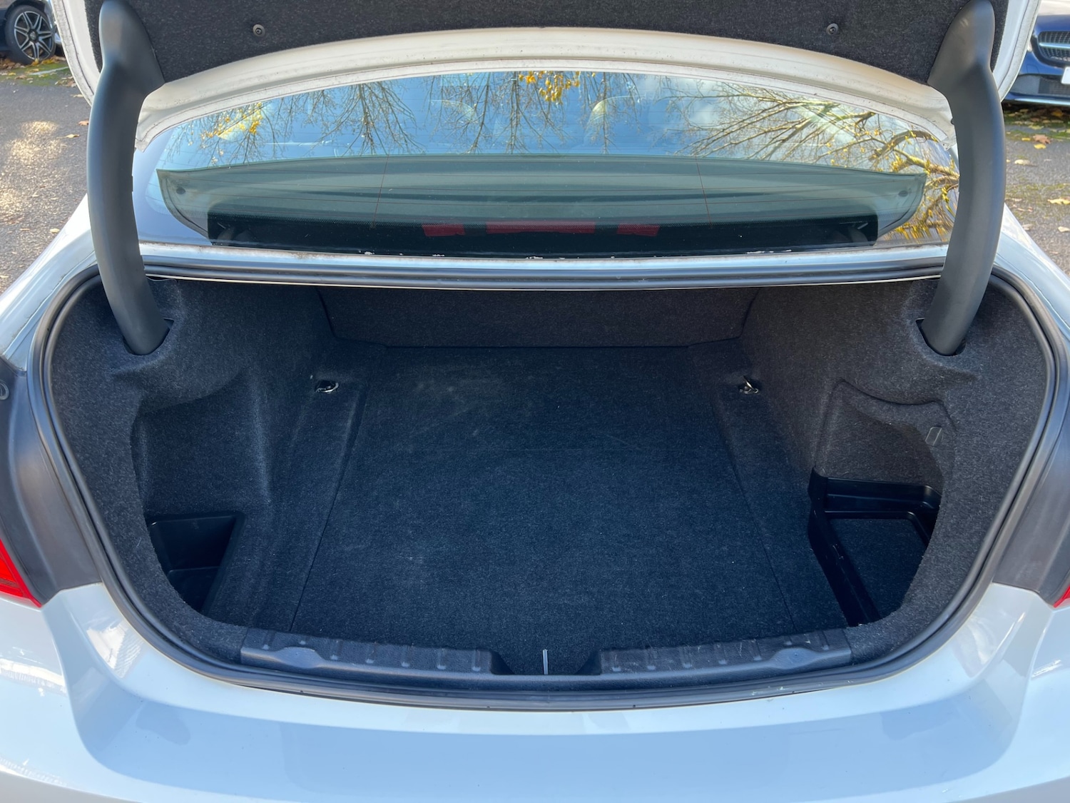 Used BMW 3 Series 2013 for sale - 76466131: Photo 9