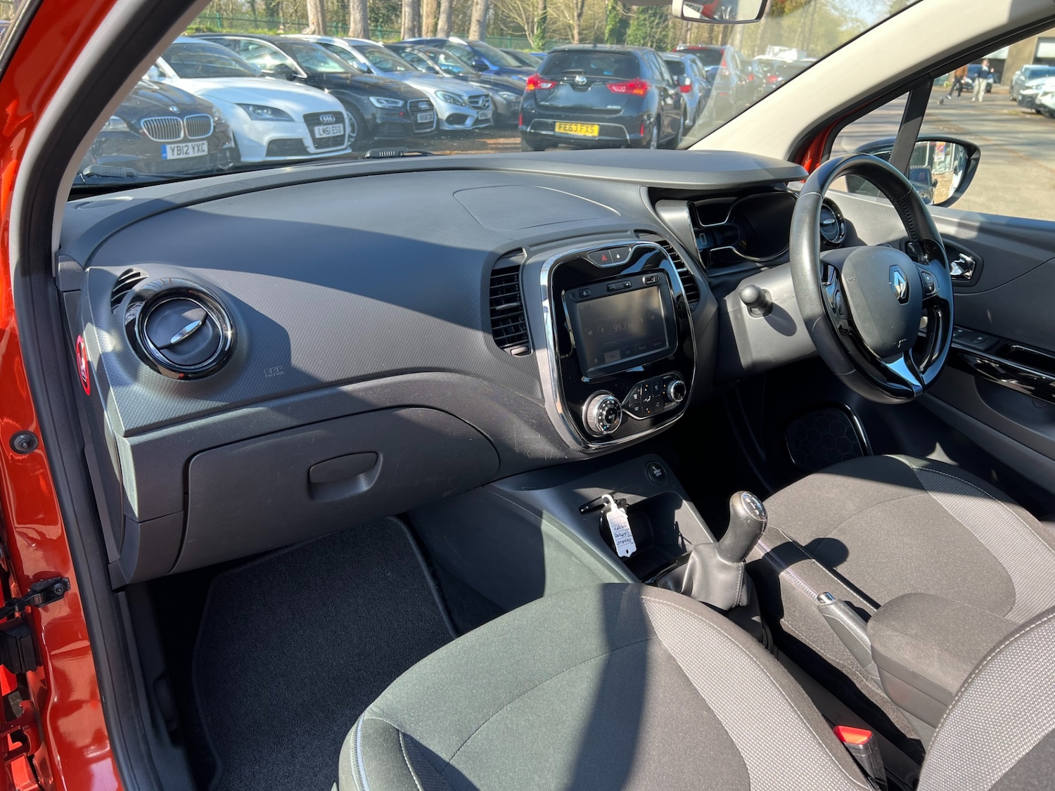 Used Renault Captur 2015 for sale - 77947312: Photo 17